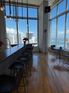 High Floor Studio Pool Gym Brickell - Miami - 4