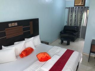 Senators Suites and Towers Hotel - 6