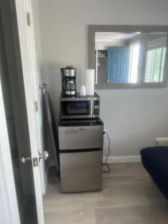 Vineyard Harbor Motel - 4