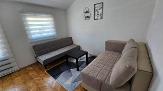 Charming 2 Bedroom Apartment in Heart of Skopje - 8