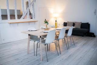 Wonderhost, volumes incroyables & chambre Royale - Pau - 2