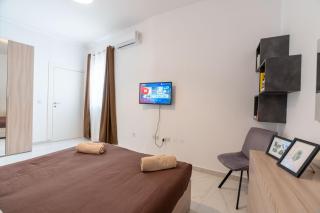 Sliema A25 - 5 mins walk to Valletta Ferry - Shopping Mall and Bay - Sliema - 1