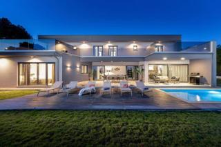 Elegant Villa With Pool And Sauna - Raša - 8