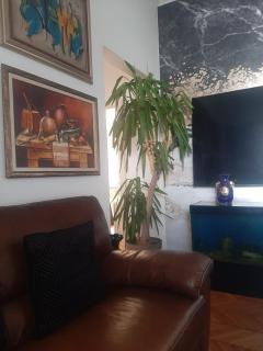 Stylish King Downtown - 6