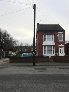 Contractor House with parking - Worksop - 0