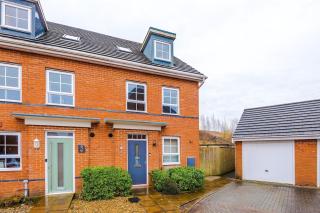 3Bed Semi Detached Home, 2 Living Rooms, Free Parking, Fully Equipped, Available For Long Stays - Heapey - 8