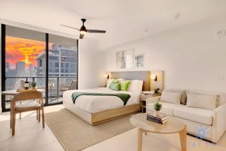 Oasis Studio with Gym & Pool - 9