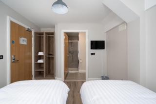 Hugh Lynch's Self Catering Accommodation - Tullamore - 2