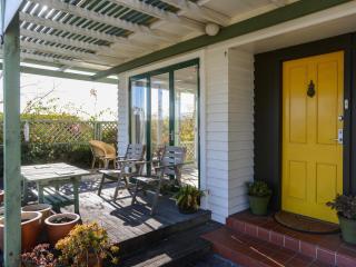 Jacaranda Lodge - Napier Hill Holiday Home - Napier - 0