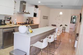 Modern Ground Level, 4 BR condo - Palm-Eagle Beach - 8