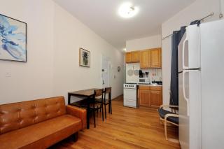 Spacious 2BR on the Upper East Side Steps from Central Park - 6