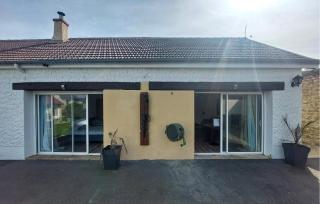 Amazing Apartment In Amblainville - Amblainville - 2