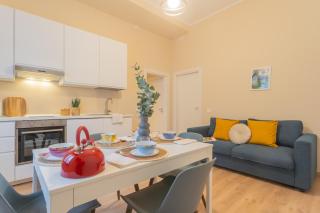 Simar Apartments nearby Como S G Train Station by Rent All Como - 0