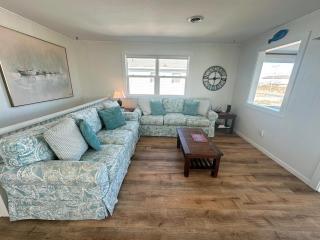 KH4220- Knotty Pelican - Kitty Hawk - 3