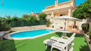 Pareada con piscina privada y con vistas - Comarruga - 1