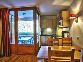 Studio accueillant avec balcon, parking et wifi - Brides-les-Bains - FR-1-512-250 - Brides-les-Bains - 4