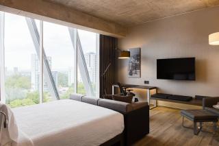 AC Hotel by Marriott Guadalajara Mexico - Guadalajara - 2