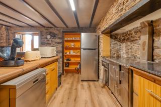 Casa Levada dos Prazeres by Stay - 1