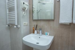 History Hotel Tbilisi - Tbilisi - 3