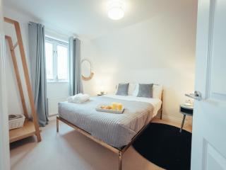 Contractors Retreat- free parking - Chelmsford - 0