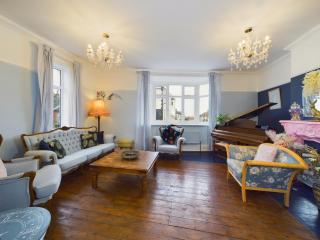 Unique 2 bed Leigh-on-Sea- with real piano - Leigh-on-Sea - 4