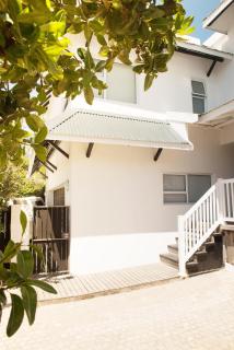 Seal Point, spacious beach villa on the beach - 4