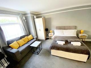 S Gravesend 1 Bed Flat 2 Min Walk STN-Town Centre - Gravesend - 9