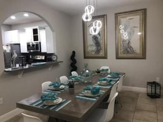 Luxury Solterra Villa - Pool, Spa & Near Disney - 3