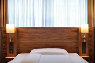 Hotel Hafen Hamburg - 2