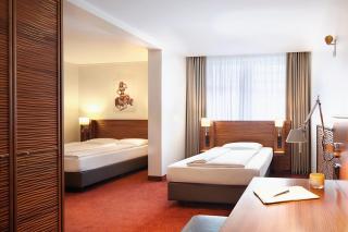 Hotel Hafen Hamburg - 5