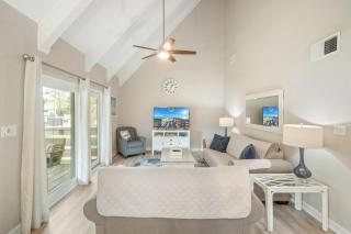 Seascape Villa - 8D - 8