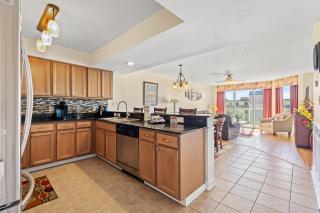 Malibu Pointe 705 - 2nd Row Ocean View - Crescent Beach Section - 4