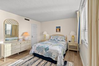 Arcadian II 11E - Oceanfront - Shore Drive Section - 4