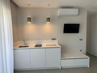 Executive Two Bedroom Suite - Kato Gouves - 3