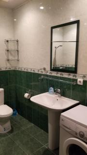 Comfortable 2-Bedroom Flat with Panoramic Rio Mall Views & Free Wi-Fi - Jerevan - 7