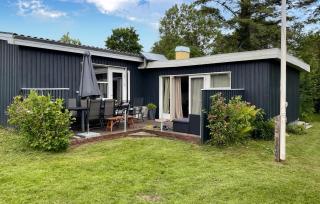 Stunning Home In Frørup With Wifi - 0