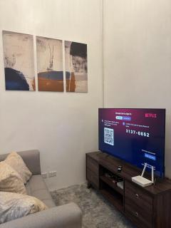 2 BR 2 Bath Condo with Netflix and Karaoke near MRT EDSA - Manila - 8