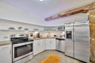 Chic Downtown Condo in Knoxville's Old City - Knoxville - 4
