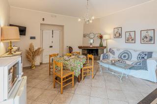 Mary's Home - Laureana Cilento - 2