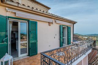 Mary's Home - Laureana Cilento - 3