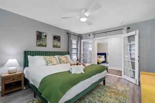 Outdoor Games, Firepit, King bed, BBQ Grill, Close to Downtown and attractions - Tampa - 7