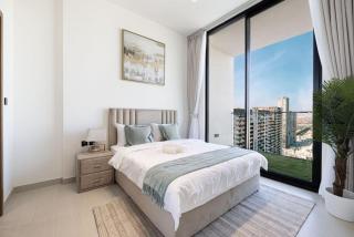 Large New Apartment Pool in JVC Community - 7