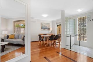 450m walk to Swan River, 1 km to Albany Hwy strip - 6