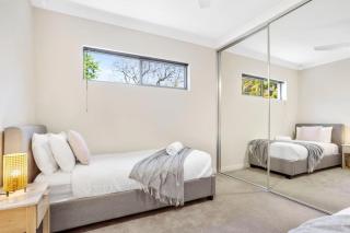 Stylish urban oasis with balcony and street views - 2