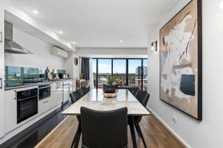 City Chic, Elegant 2BR apt with free parking - Perth - 7