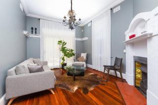 Fusion of 20th century charm and modern convenience - Perth - 0