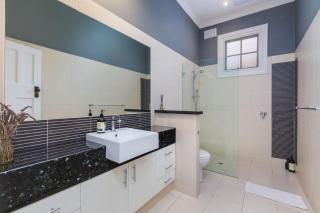 Fusion of 20th century charm and modern convenience - 4