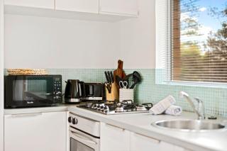 Lovely studio apartment with Freo Port views - South Fremantle - 4