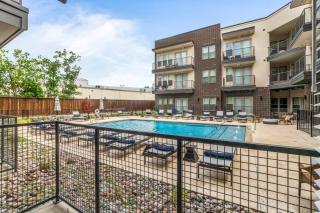 Serene Escape 1BD Pool 2 min to TCU - Fort Worth - 1