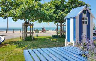 Gorgeous Home In Saint-Jean-De-Monts - Saint-Jean-de-Monts - 3